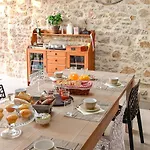 Logis De La Benetiere Treize-Vents