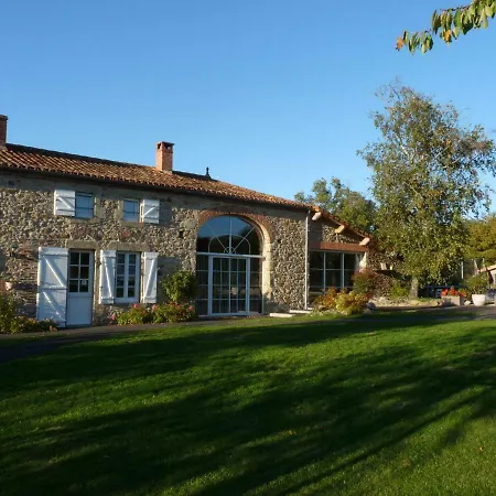 Logis De La Benetiere Oda ve Kahvaltı