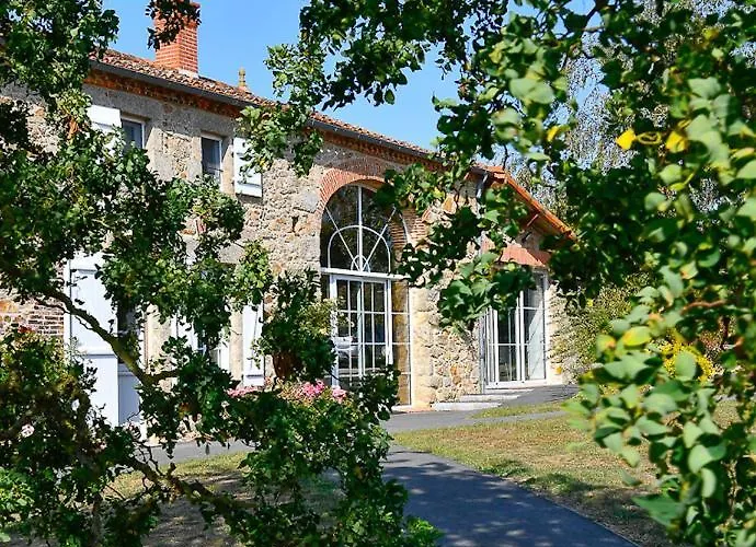 Logis De La Bénétière Treize-Vents