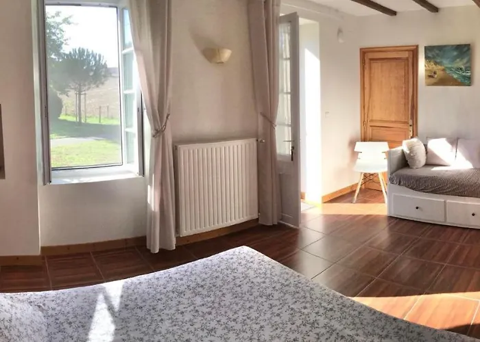 Logis De La Benetiere Treize-Vents