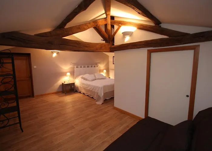 Couette-café Logis De La Bénétière 3*