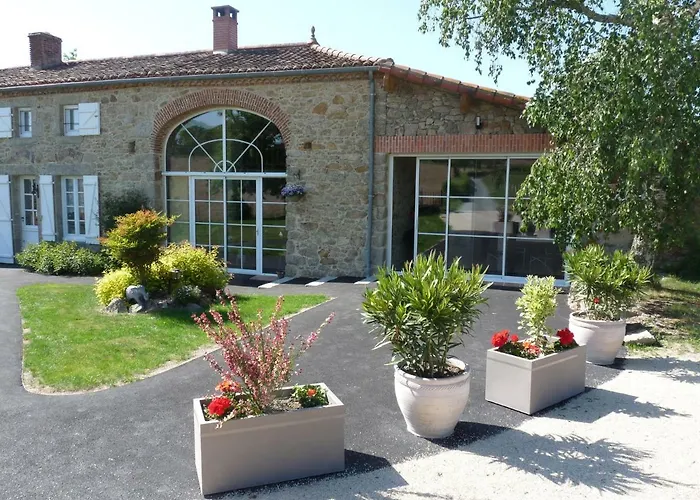 Couette-café Logis De La Bénétière Treize-Vents