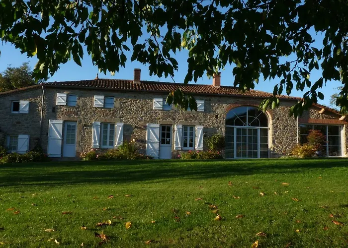 Logis De La Bénétière Couette-café Treize-Vents
